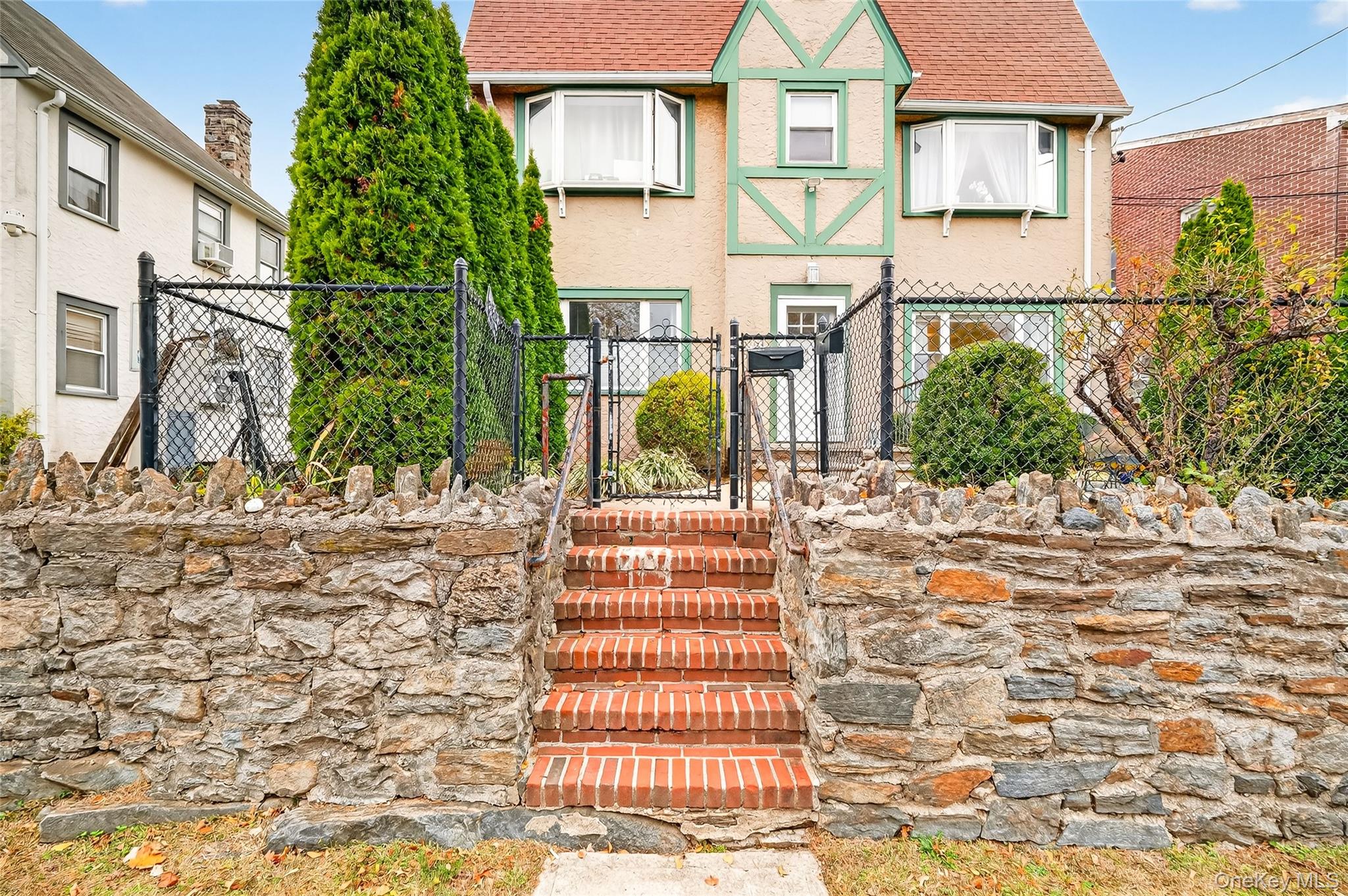 #1 photo, 158 Park Avenue, Harrison , NY 10528