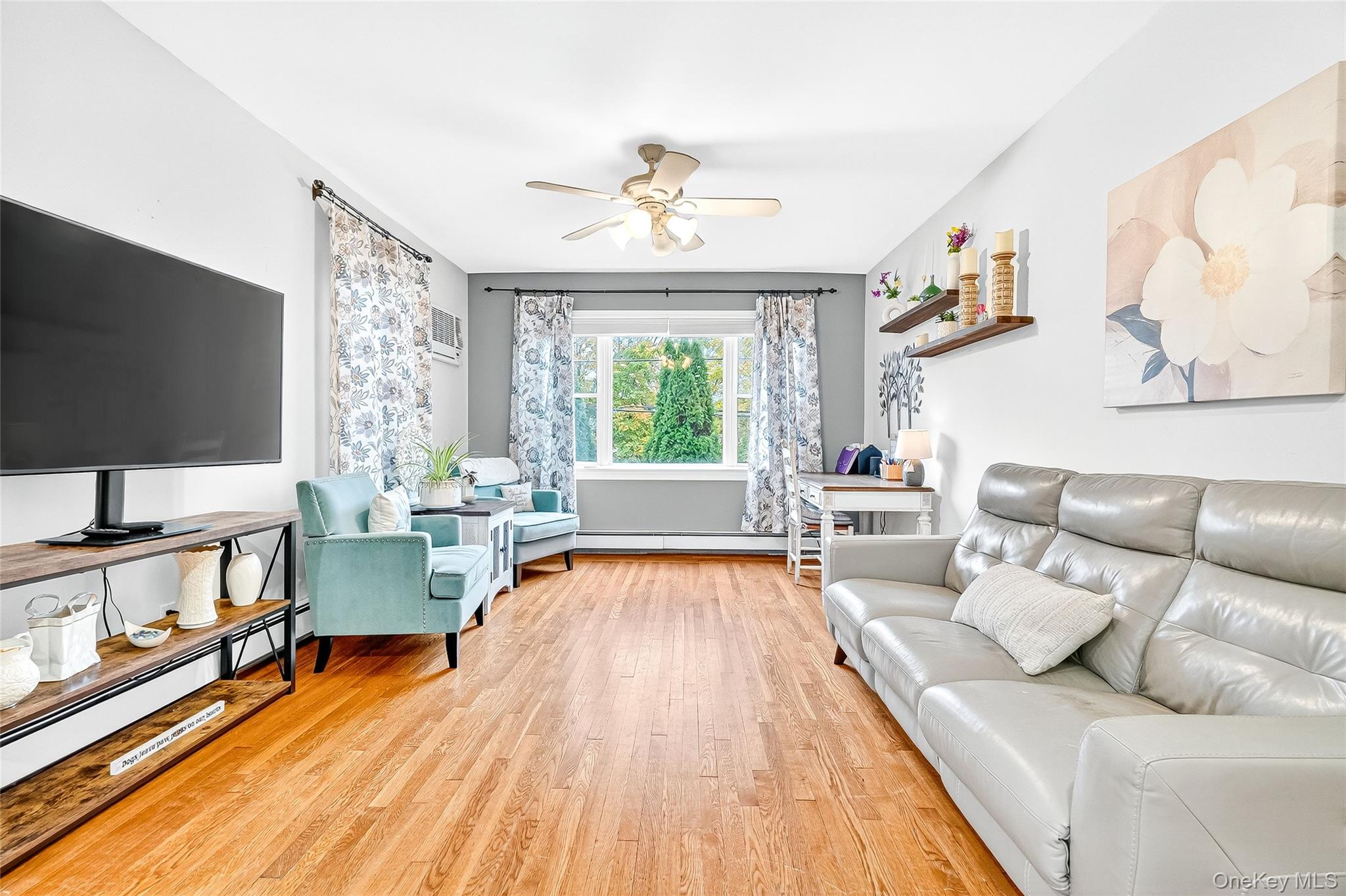 #7 photo, 158 Park Avenue, Harrison , NY 10528