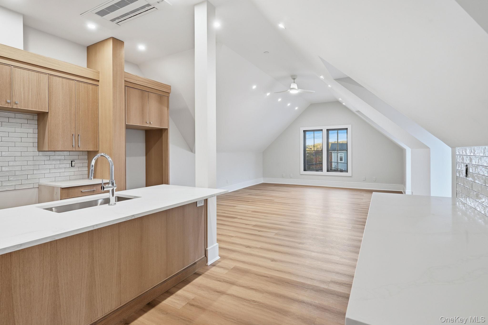 #5 photo, 34 Clinton Avenue, Dobbs Ferry , NY 10522