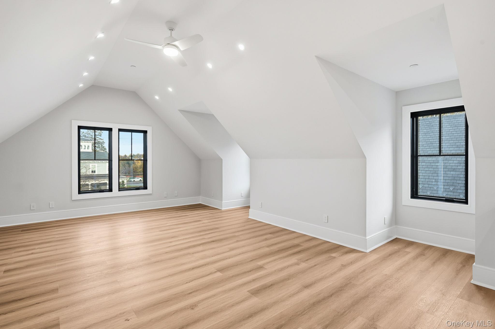 #6 photo, 34 Clinton Avenue, Dobbs Ferry , NY 10522