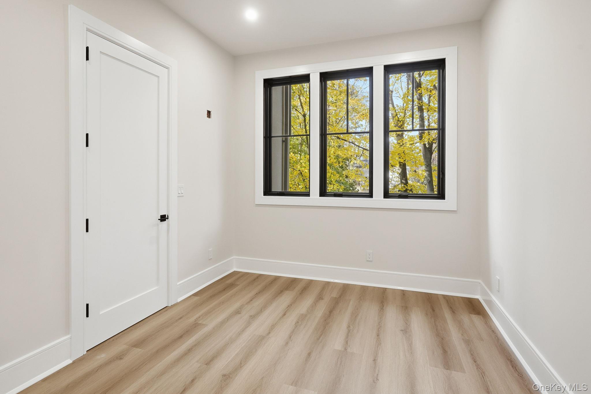 #13 photo, 34 Clinton Avenue, Dobbs Ferry , NY 10522