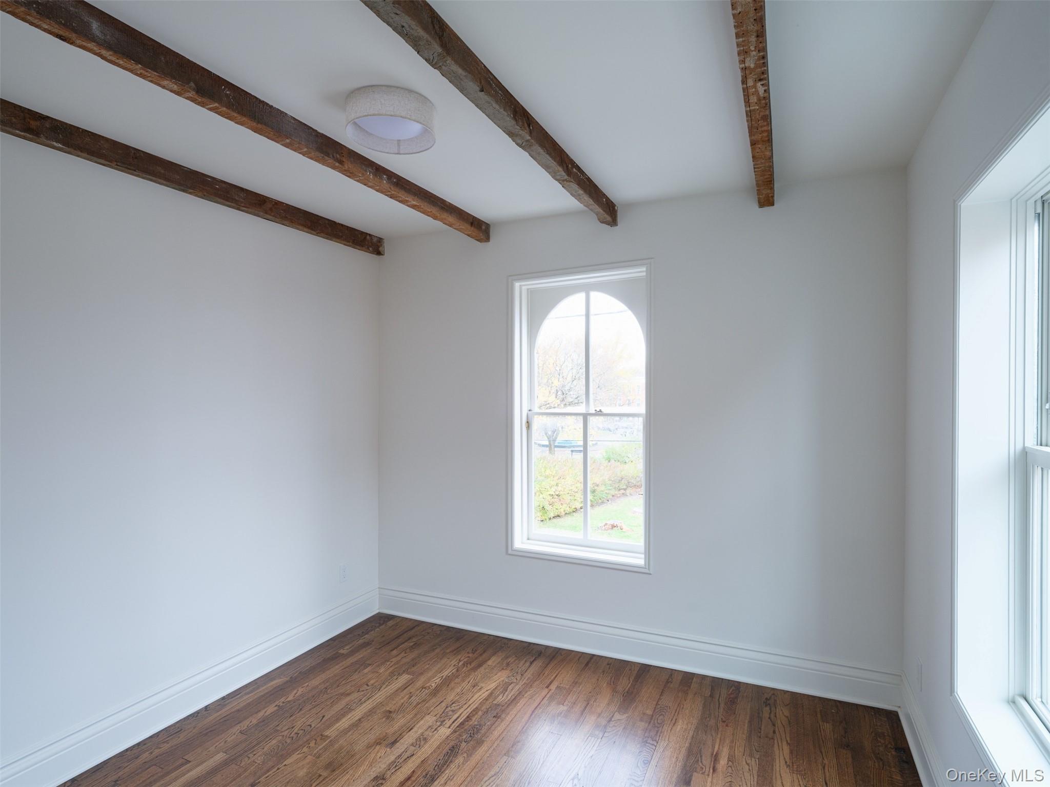 #10 photo, 702-704 Columbia Street, Hudson , NY 12534