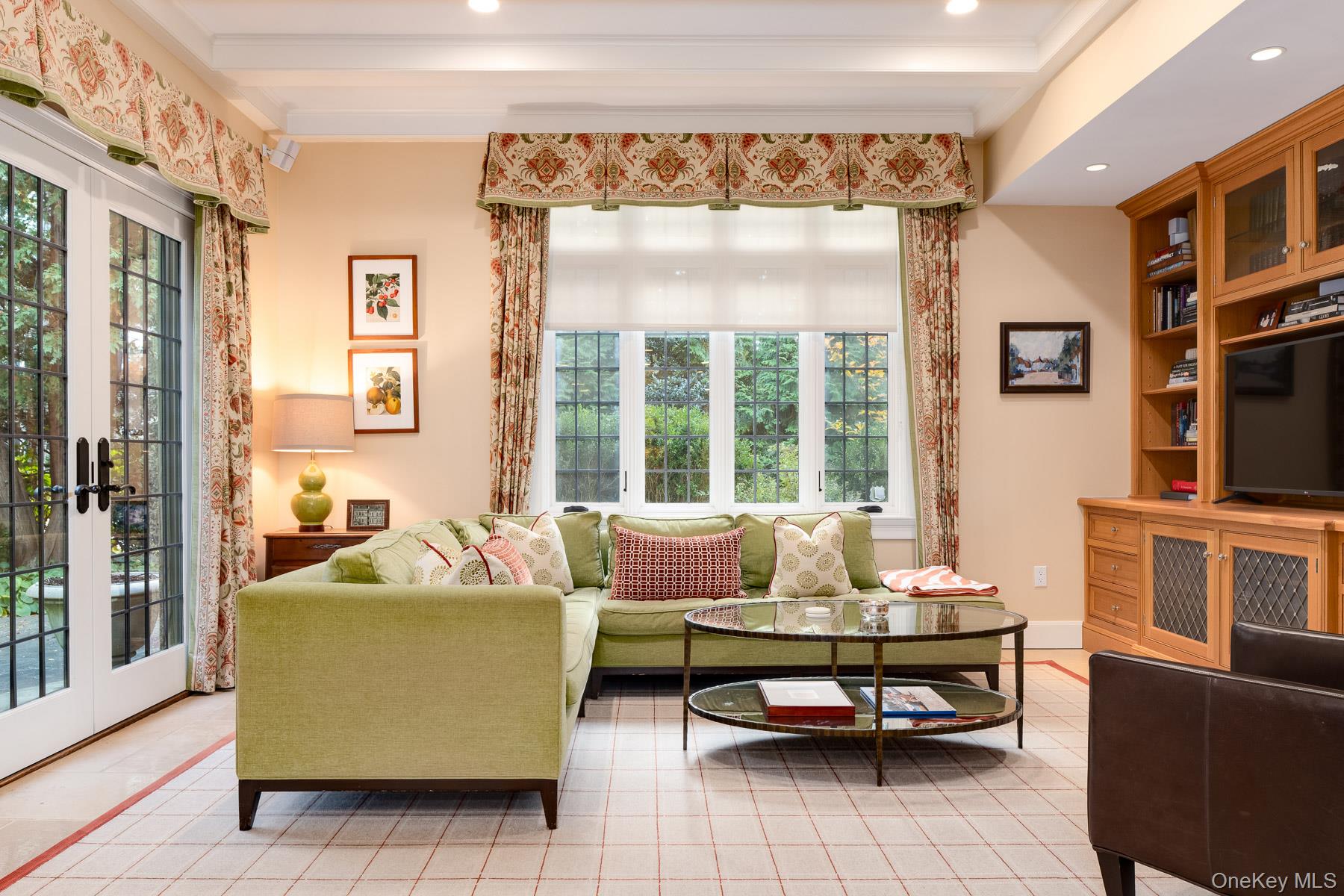 #12 photo, 24 Homesdale Road, Bronxville , NY 10708