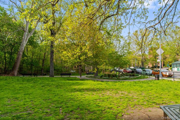 #18 photo, 3875 Waldo Avenue, Bronx , NY 10463