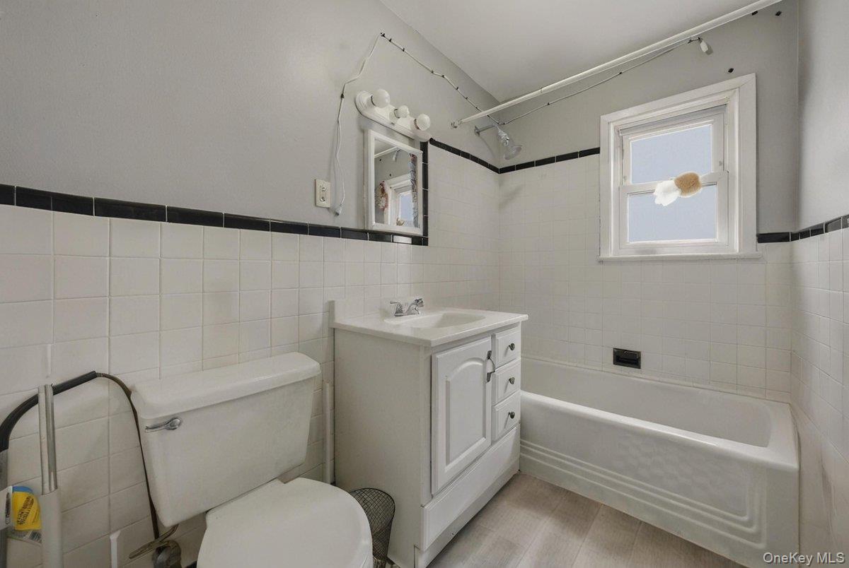 #13 photo, 11 Woodbine Street, Yonkers , NY 10704