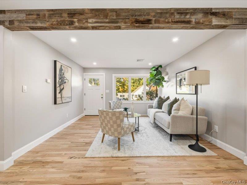 #13 photo, 6 Winnetou Road, White Plains , NY 10603