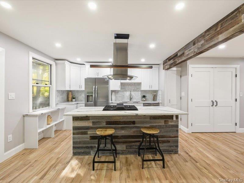 #4 photo, 6 Winnetou Road, White Plains , NY 10603