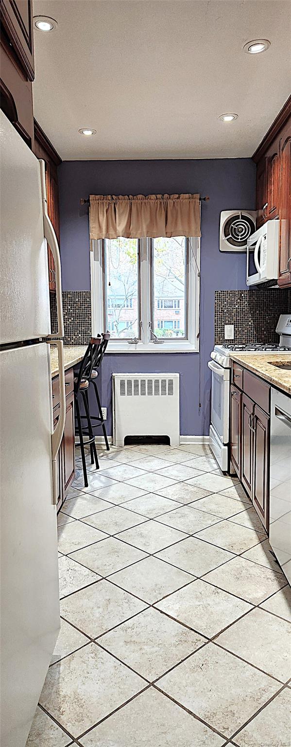 #12 photo, 54 Lawrence Drive, White Plains , NY 10603