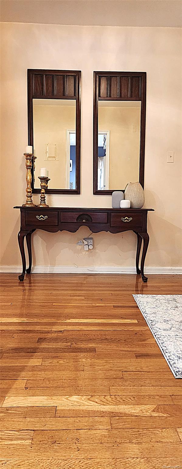 #17 photo, 54 Lawrence Drive, White Plains , NY 10603