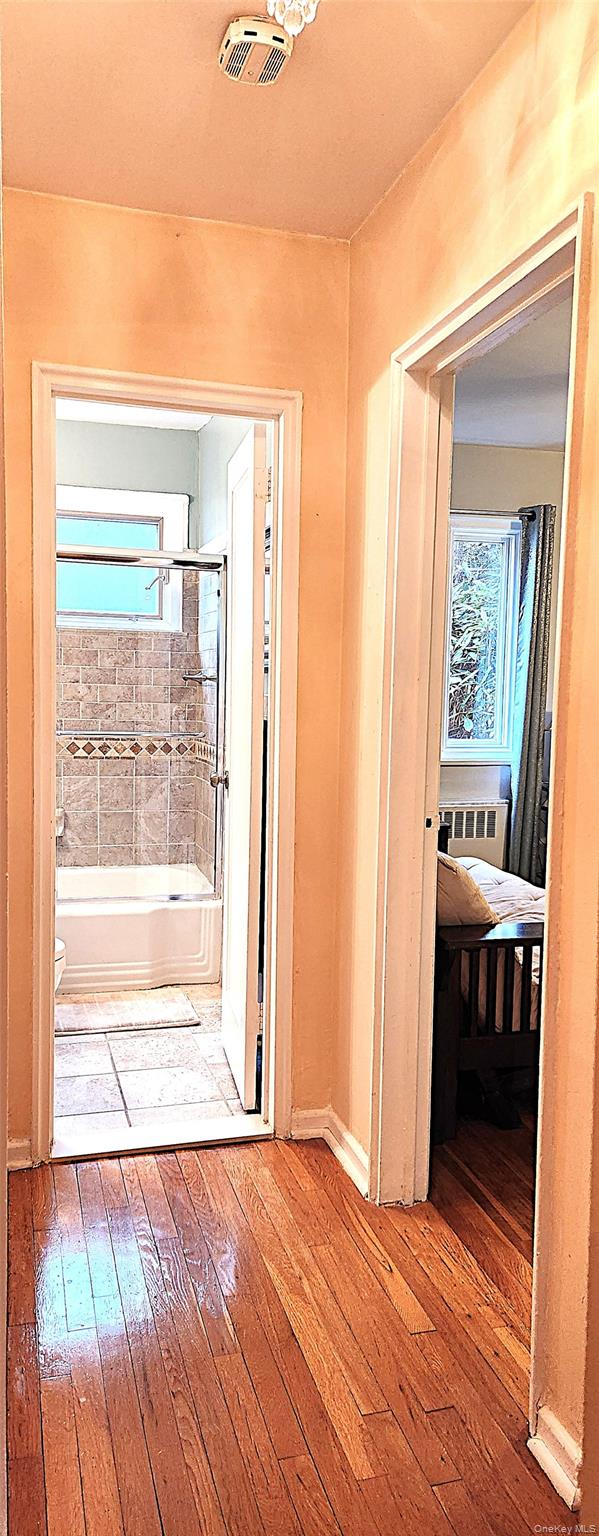 #18 photo, 54 Lawrence Drive, White Plains , NY 10603