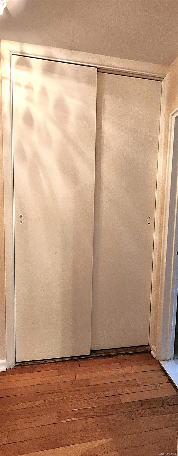 #19 photo, 54 Lawrence Drive, White Plains , NY 10603