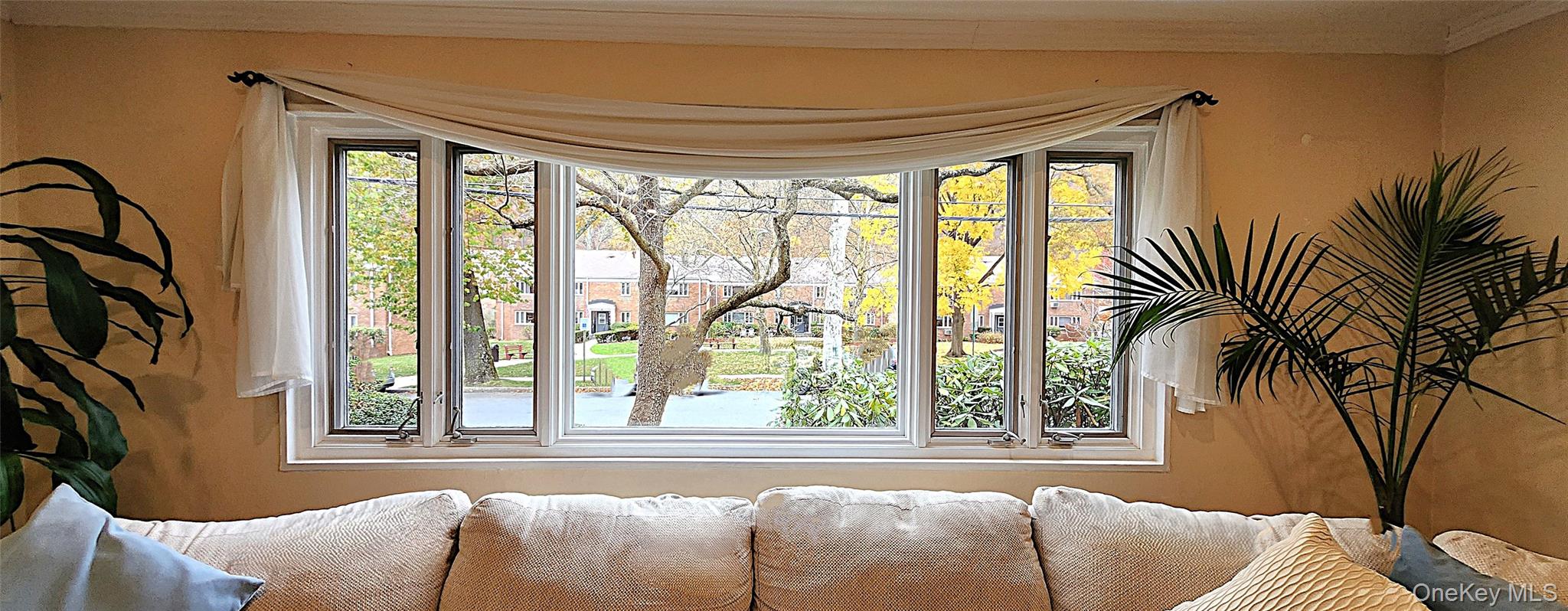 #7 photo, 54 Lawrence Drive, White Plains , NY 10603