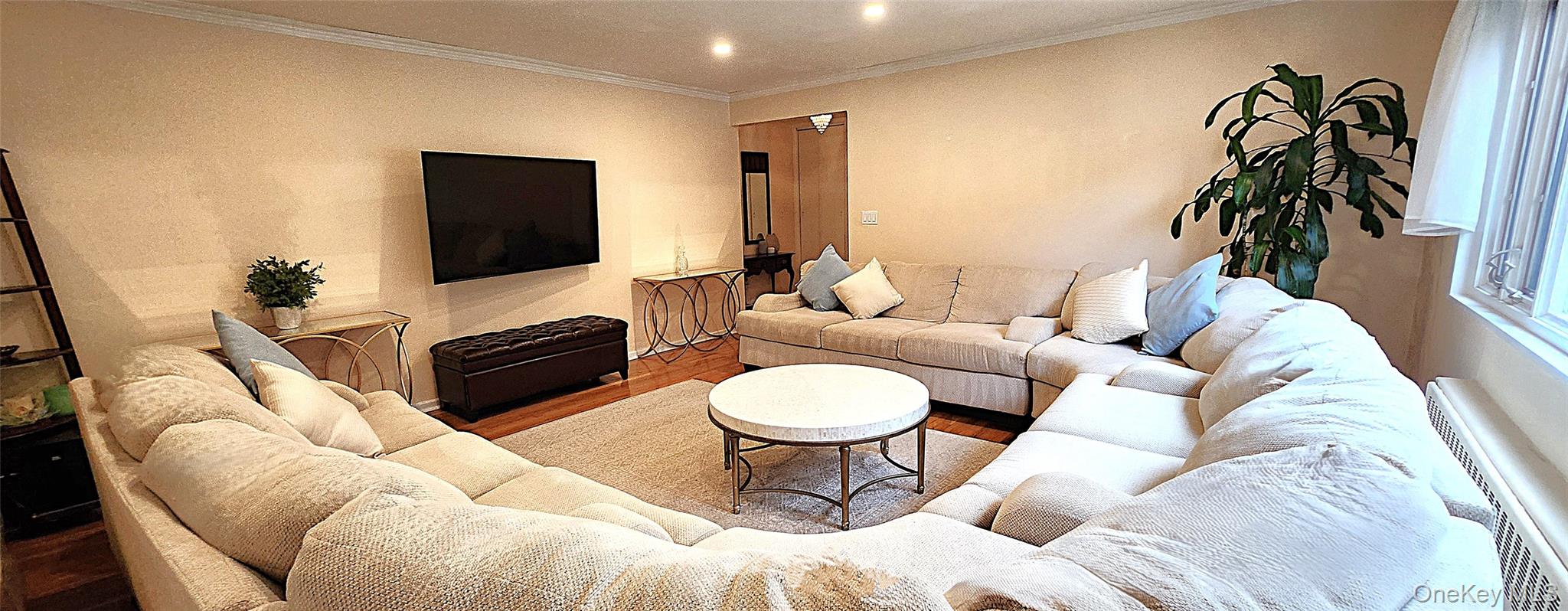 #9 photo, 54 Lawrence Drive, White Plains , NY 10603