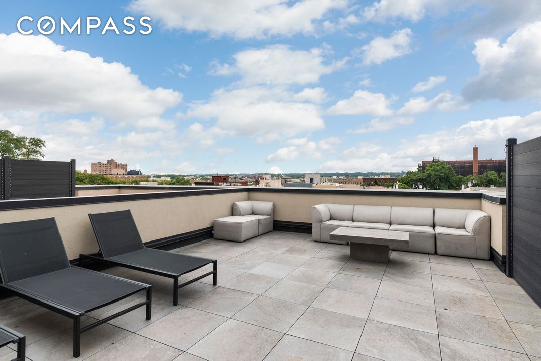 #12 photo, Brooklyn, Bushwick , NY 11221