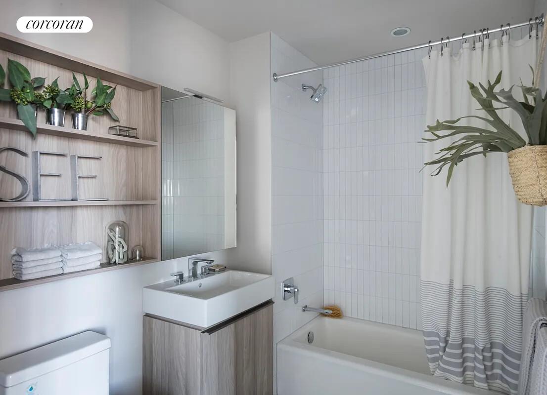 #12 photo, Brooklyn, Downtown Brooklyn , NY 11217