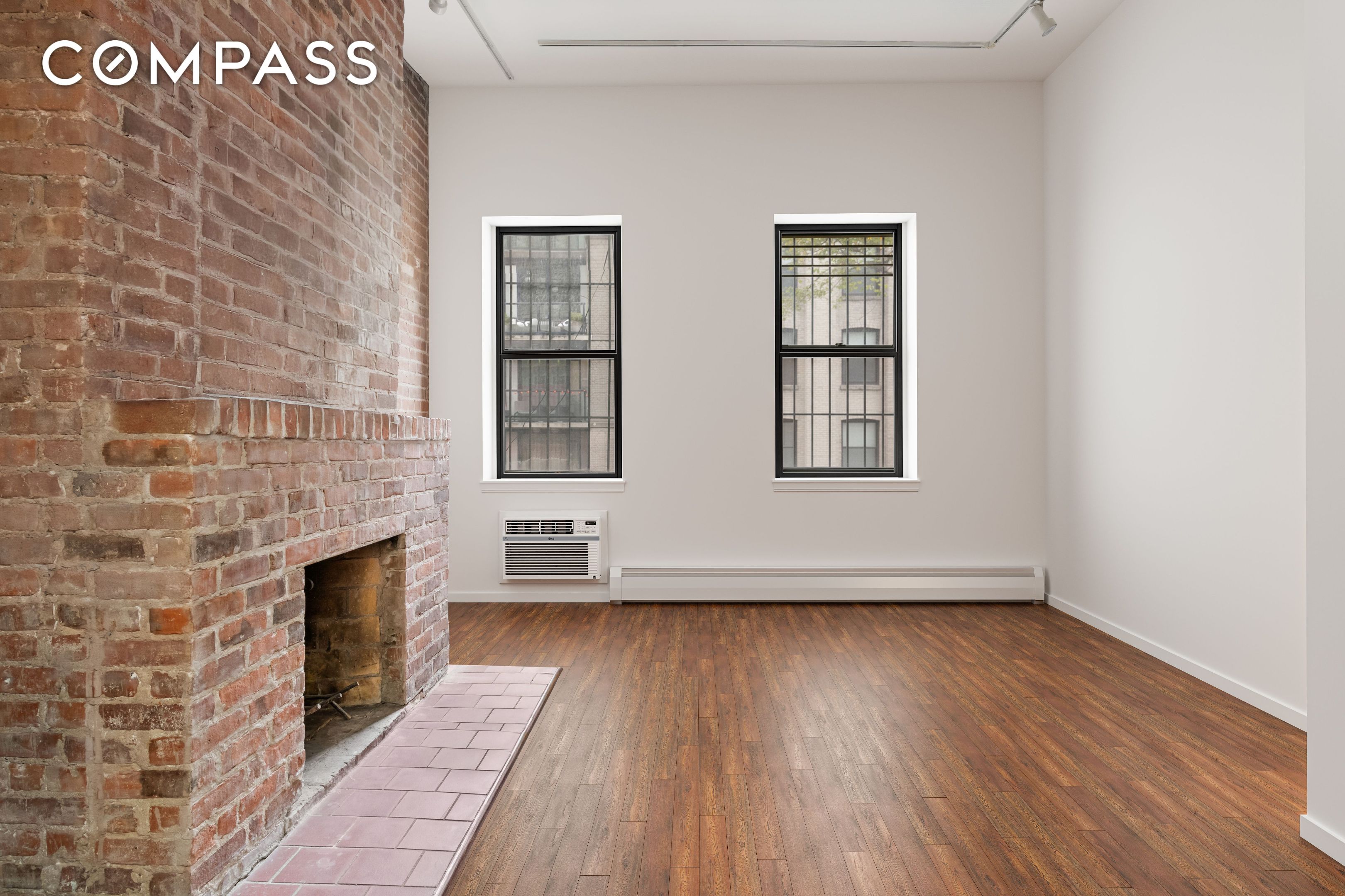 #11 photo, 351 W 53rd Street, Hell's Kitchen , NY 10019