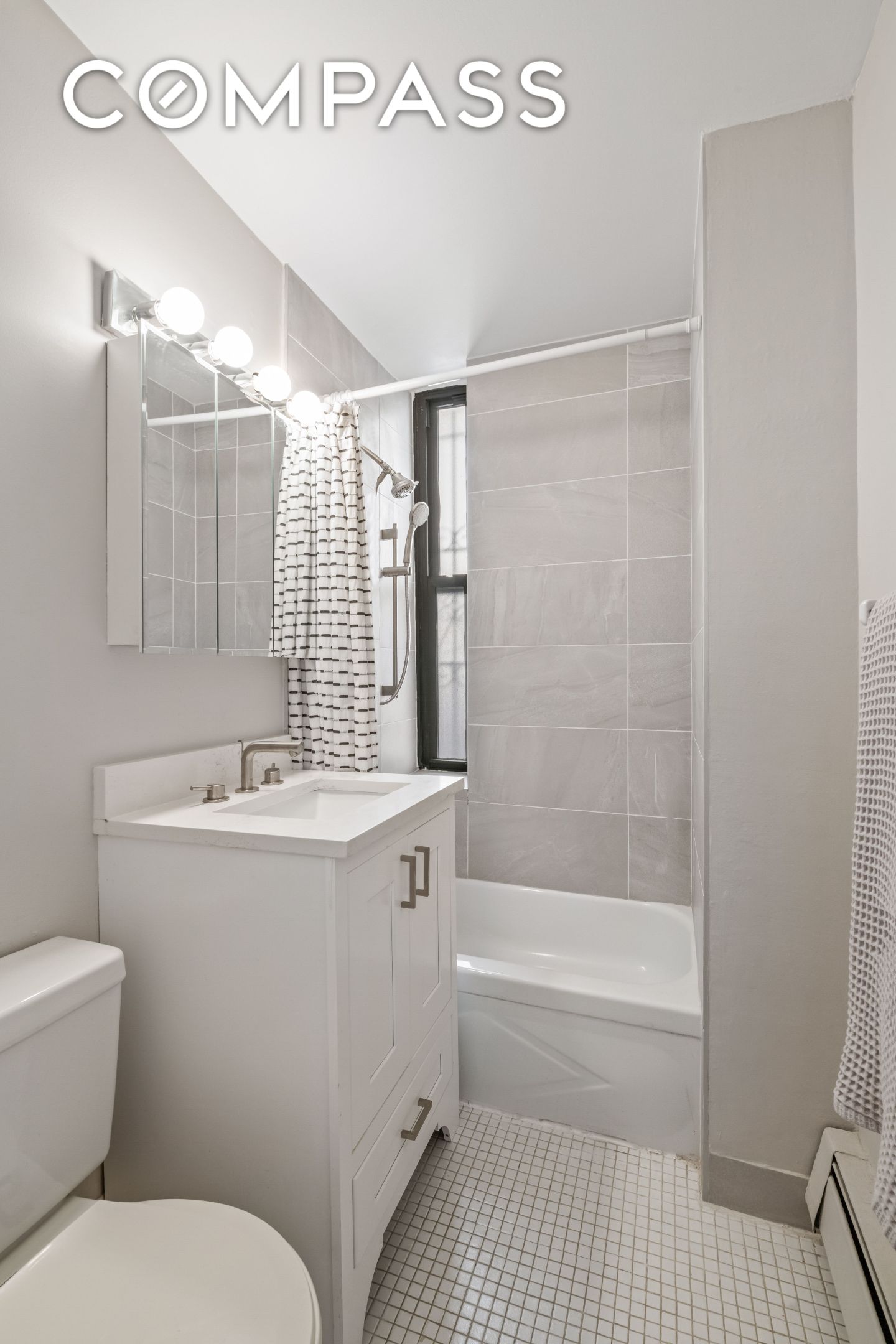 #13 photo, 351 W 53rd Street, Hell's Kitchen , NY 10019