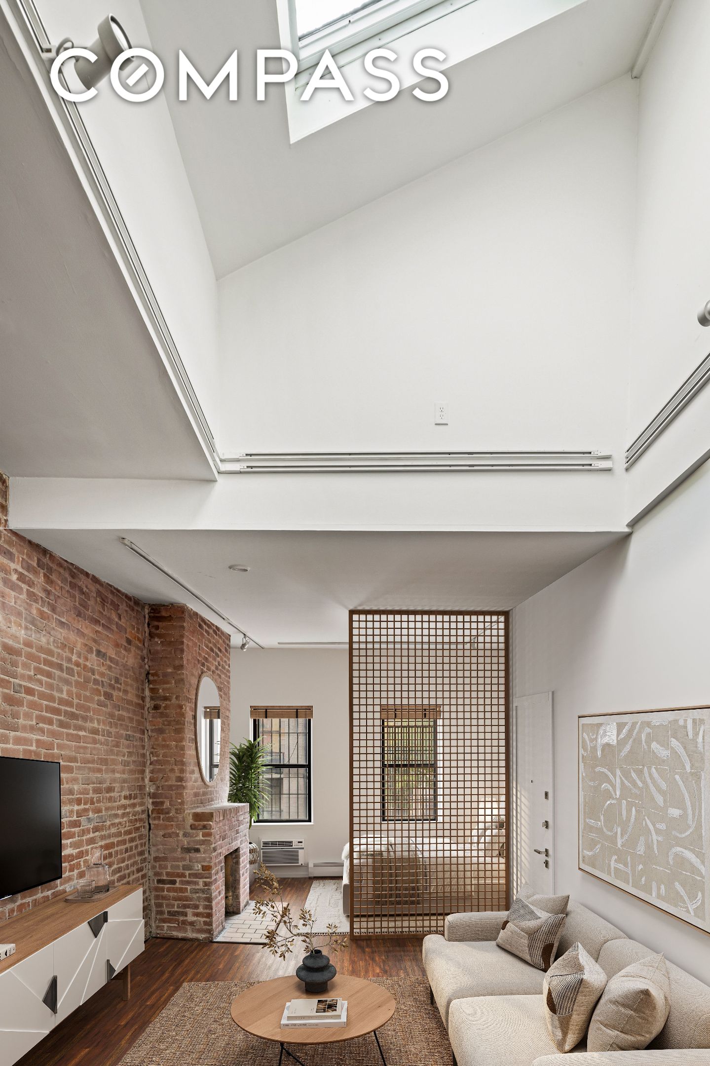 #7 photo, 351 W 53rd Street, Hell's Kitchen , NY 10019