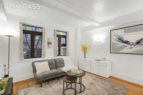 #1 photo, 102 W 85th Street, Upper West Side , NY 10024