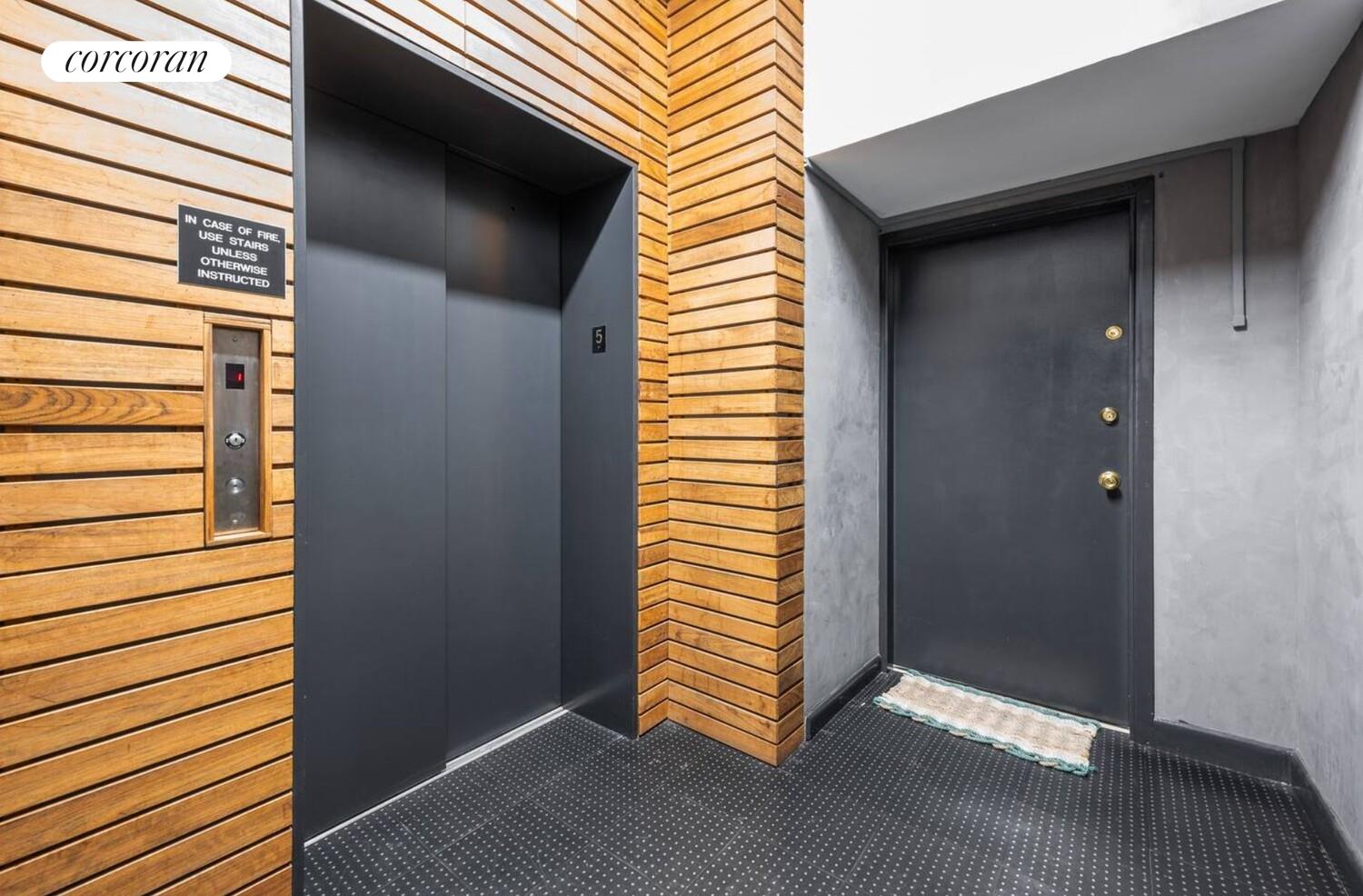 #19 photo, New York City, SoHo , NY 10012