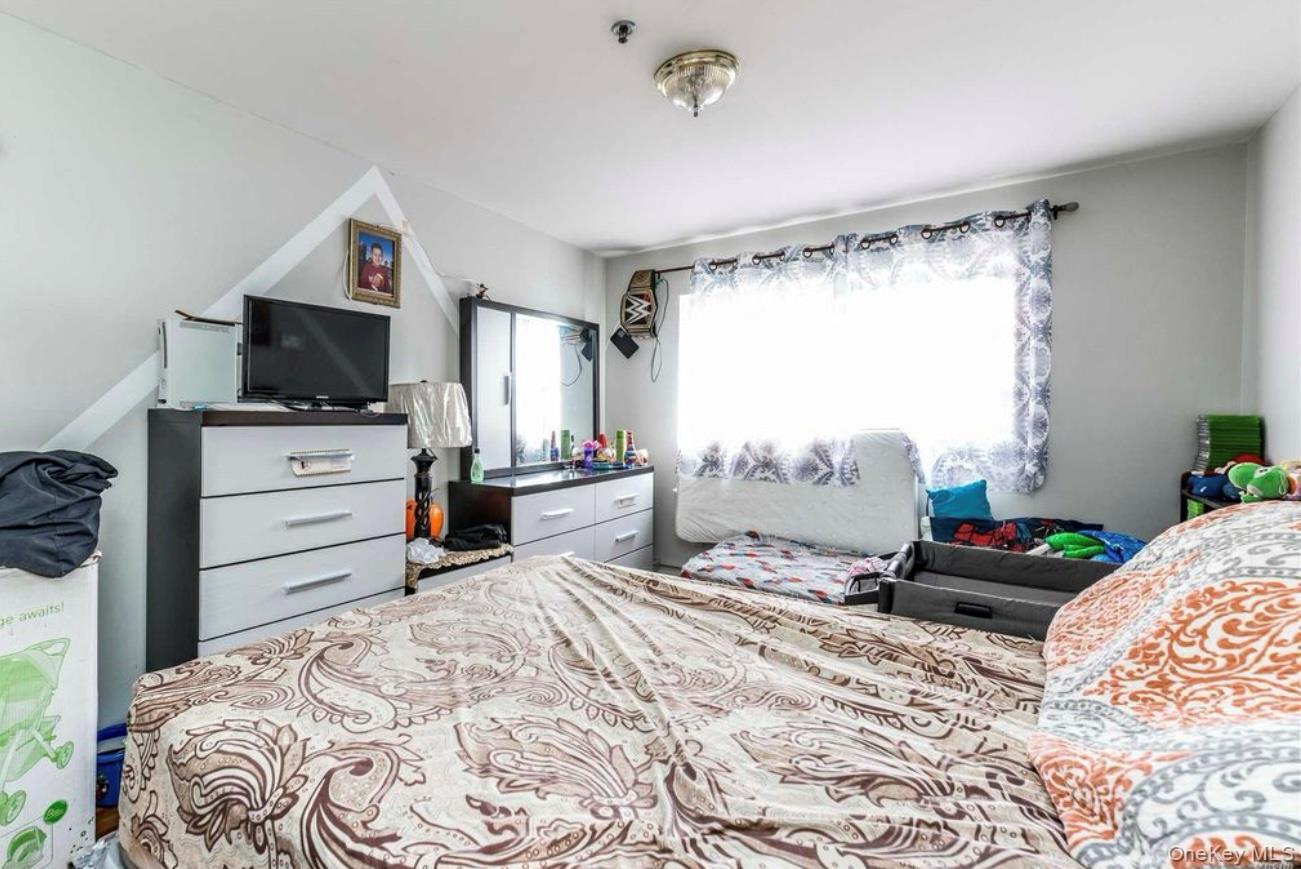 #8 photo, 35-43 97 Street, Corona , NY 11368