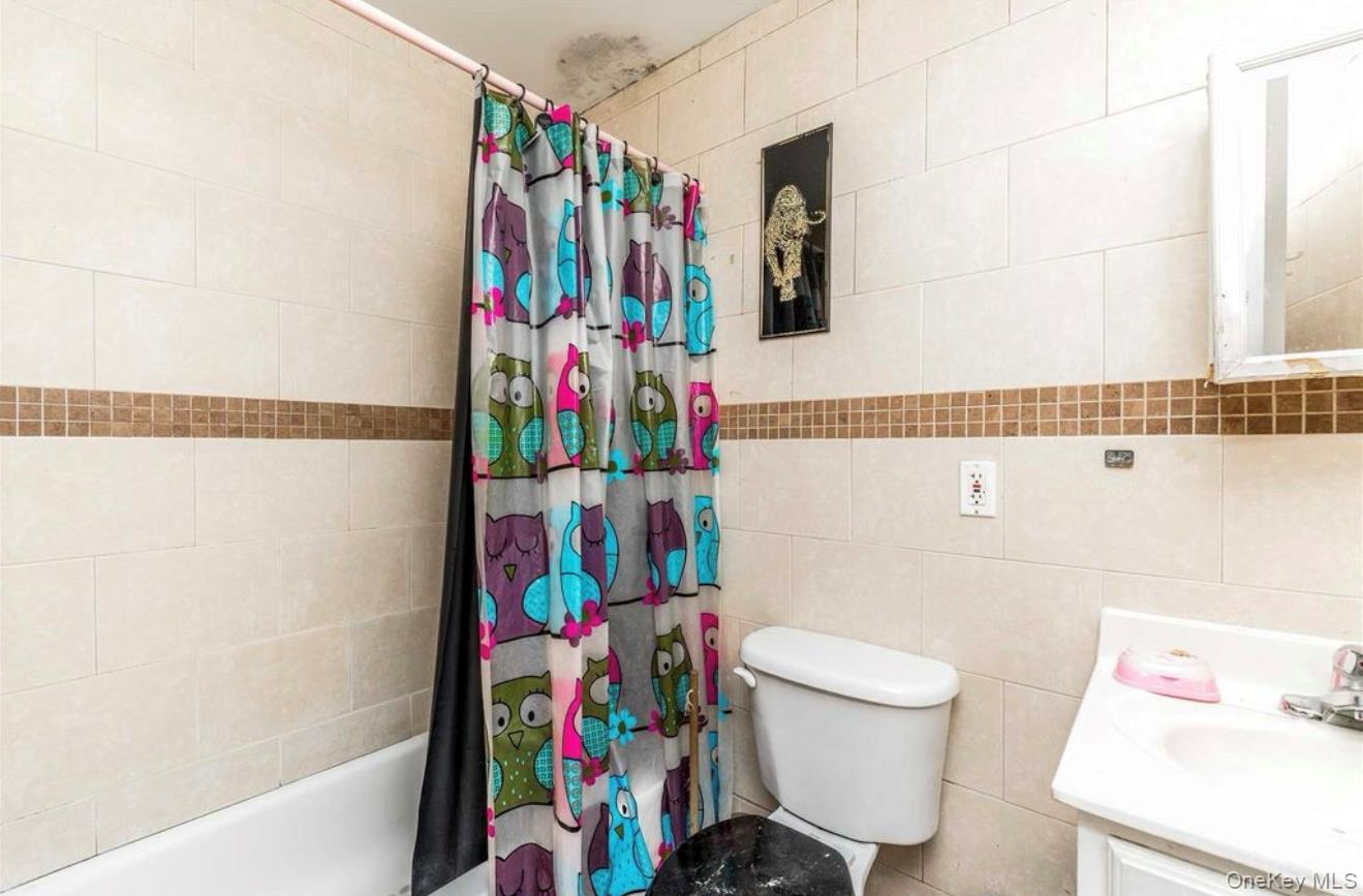 #9 photo, 35-43 97 Street, Corona , NY 11368