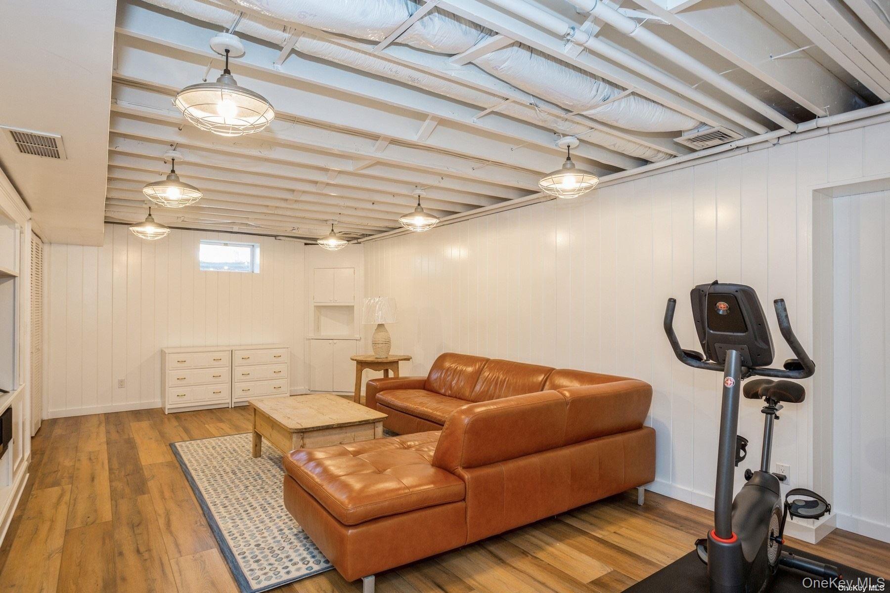 #17 photo, 70 Jagger Lane, Westhampton , NY 11977