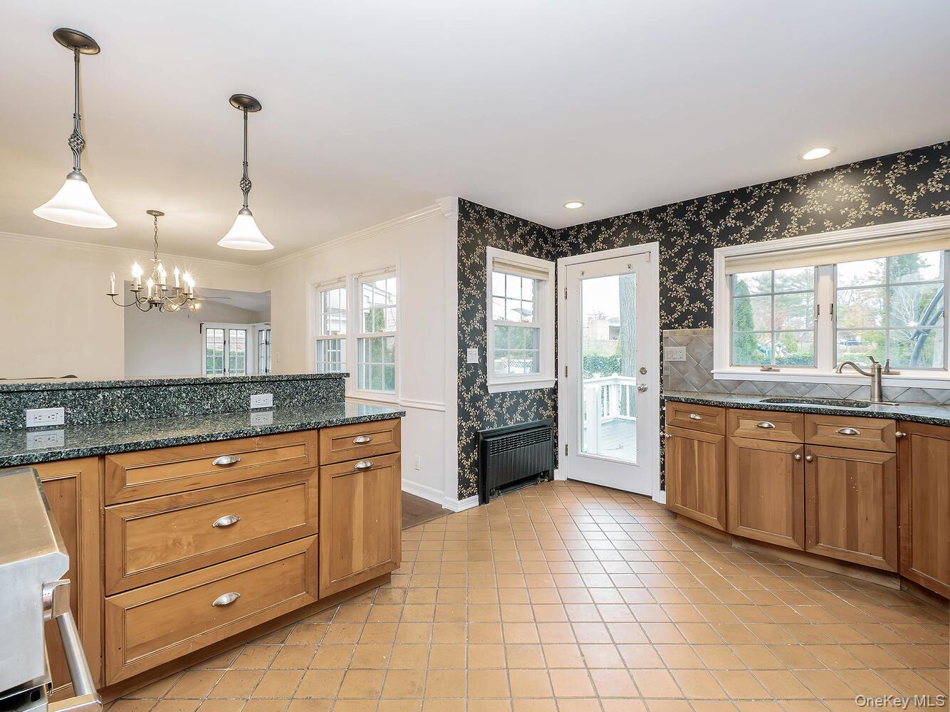 #13 photo, 41 S 4th Street, Locust Valley , NY 11560