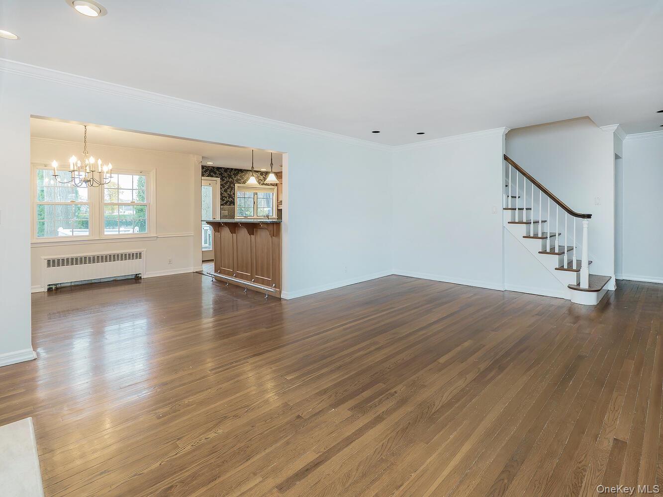 #5 photo, 41 S 4th Street, Locust Valley , NY 11560