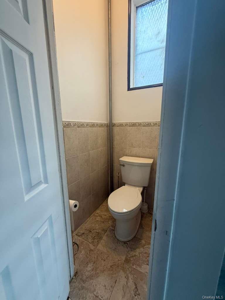 #4 photo, 35-36 31st Street, Astoria , NY 11106