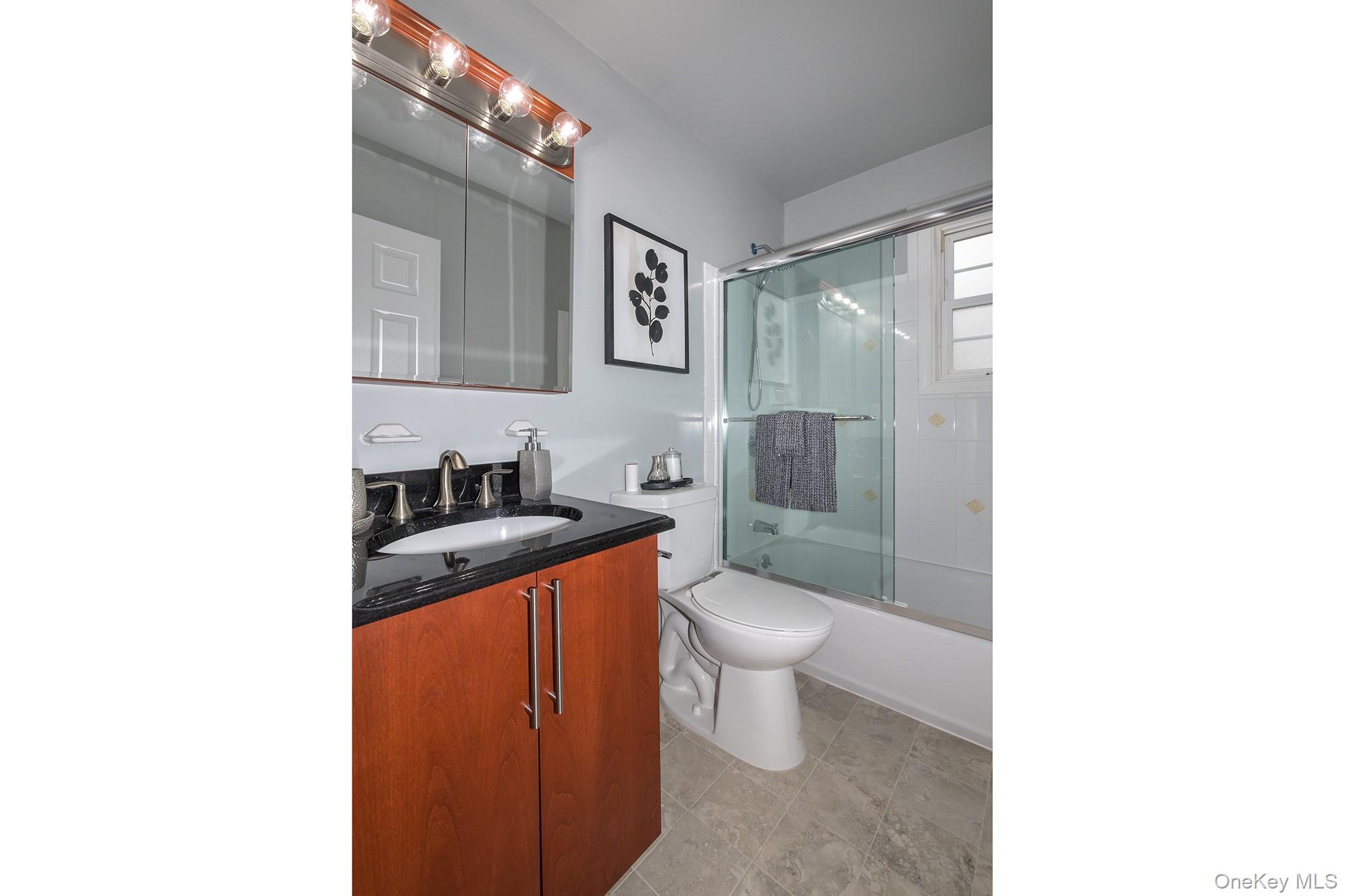 #9 photo, 16 Garfield Avenue, Sayville , NY 11782