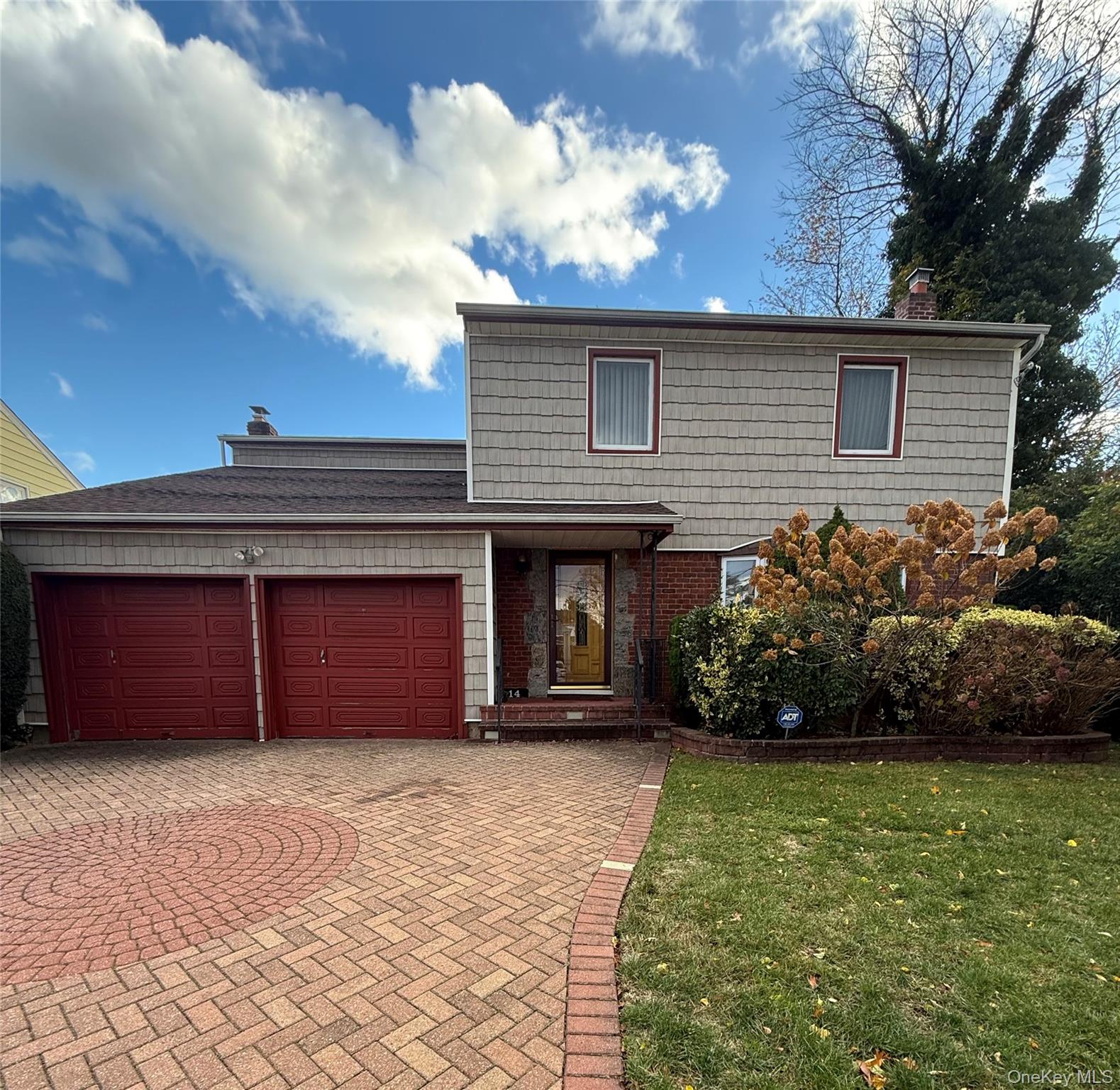 #1 photo, 14 Roger Street, Uniondale , NY 11550