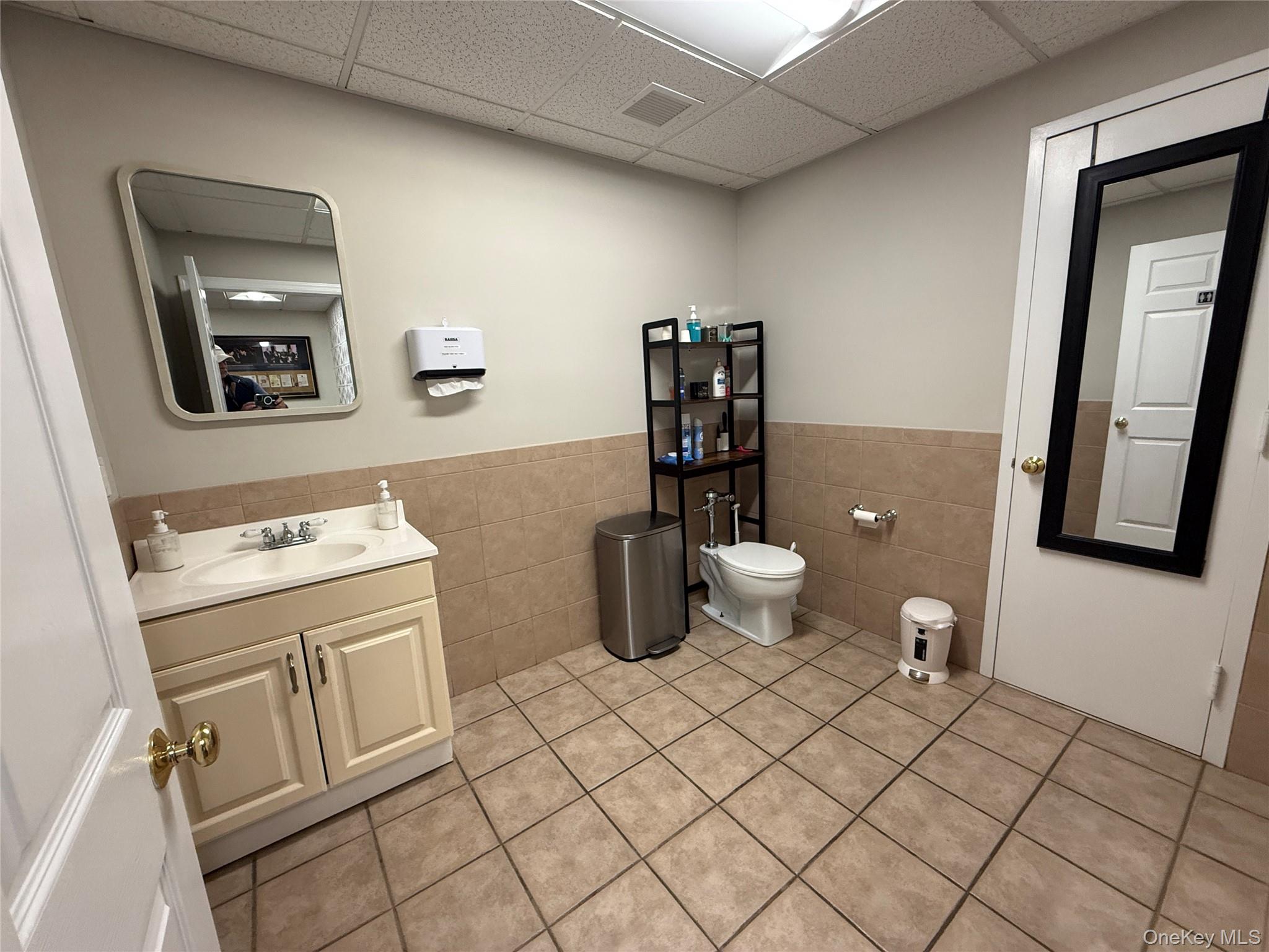 #10 photo, 996 W Jericho Turnpike, Smithtown , NY 11787