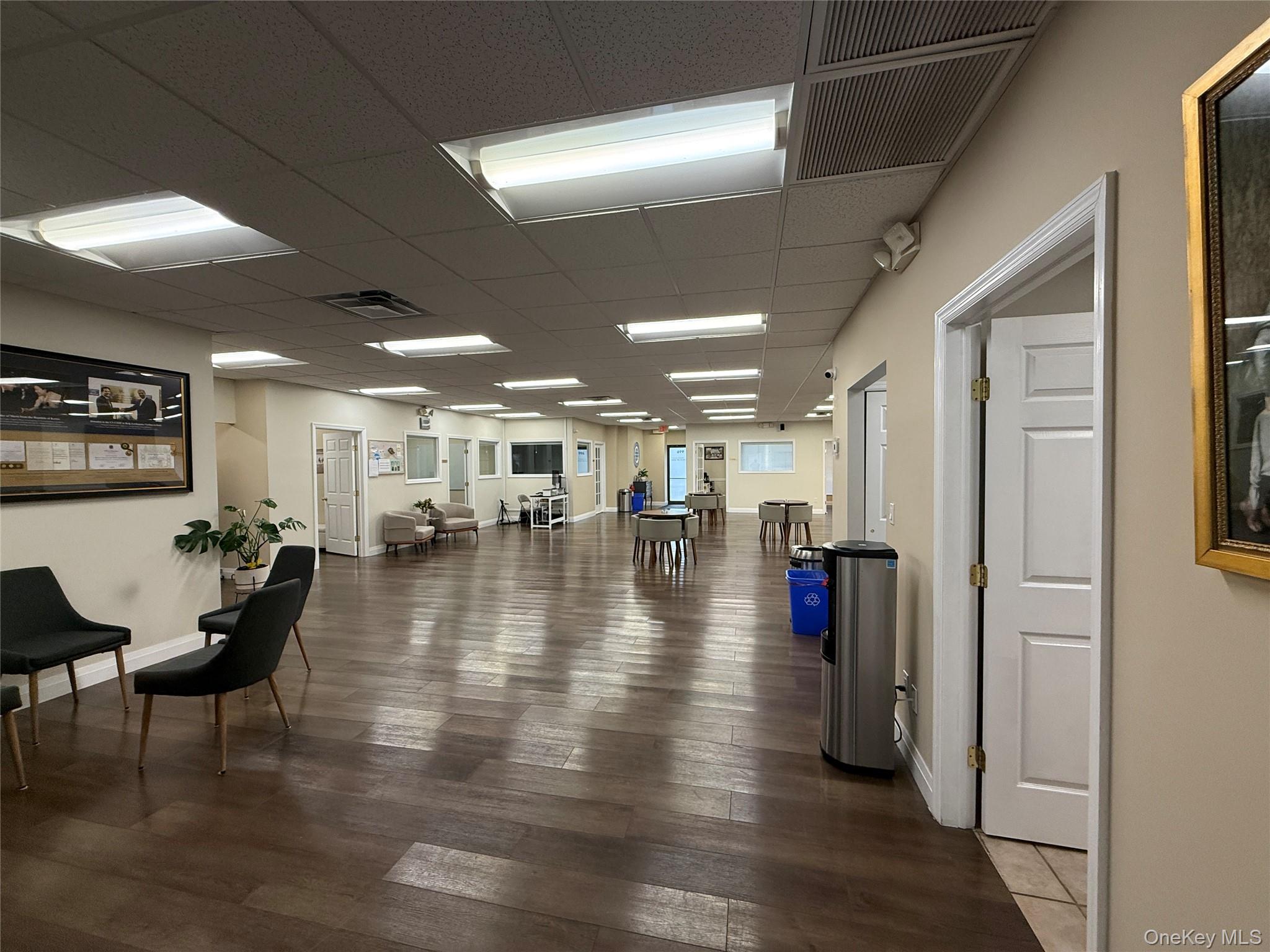 #11 photo, 996 W Jericho Turnpike, Smithtown , NY 11787