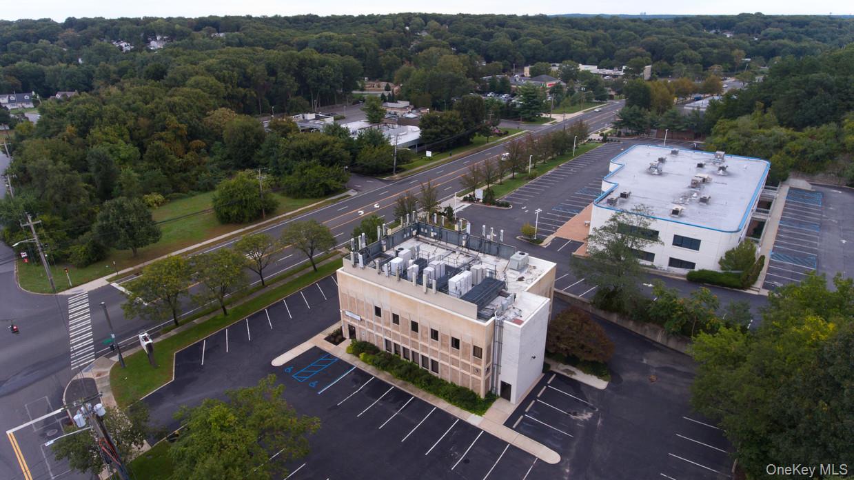 #18 photo, 996 W Jericho Turnpike, Smithtown , NY 11787