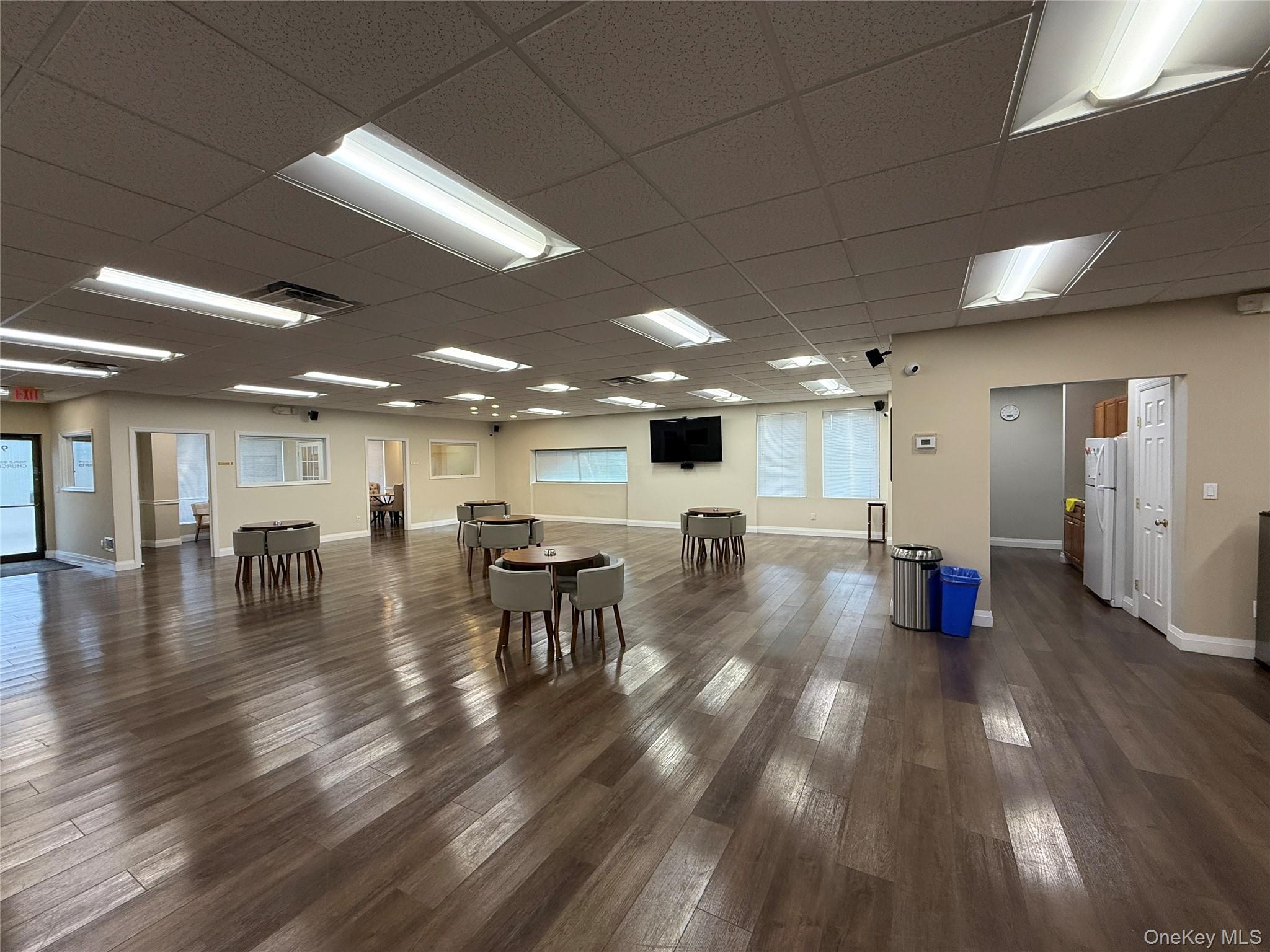 #9 photo, 996 W Jericho Turnpike, Smithtown , NY 11787