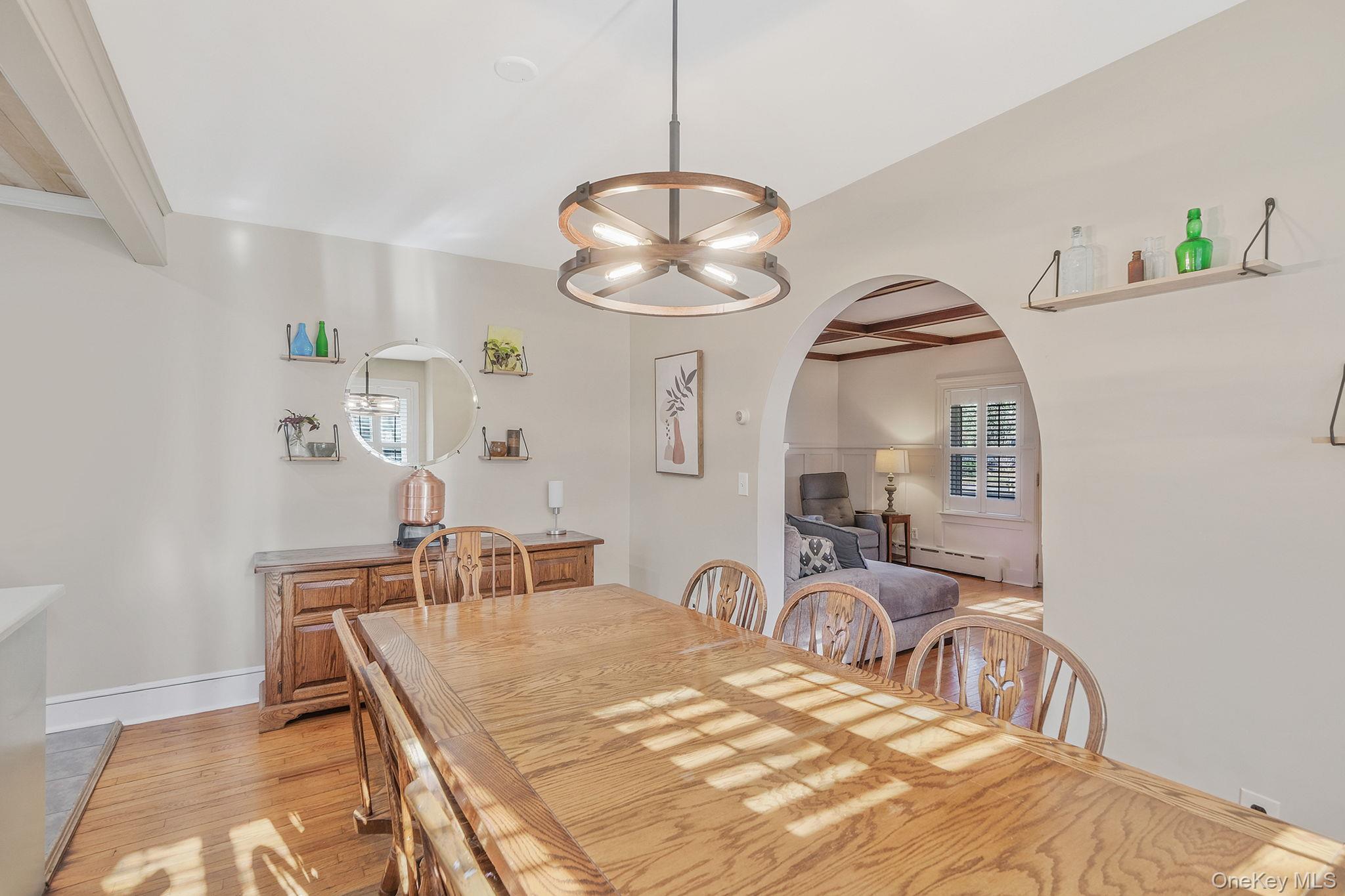 #11 photo, 120 Sayville Boulevard, Sayville , NY 11782