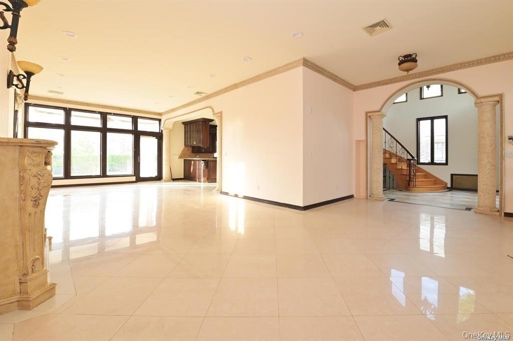 #11 photo, 10835 66th Road, Forest Hills , NY 11375