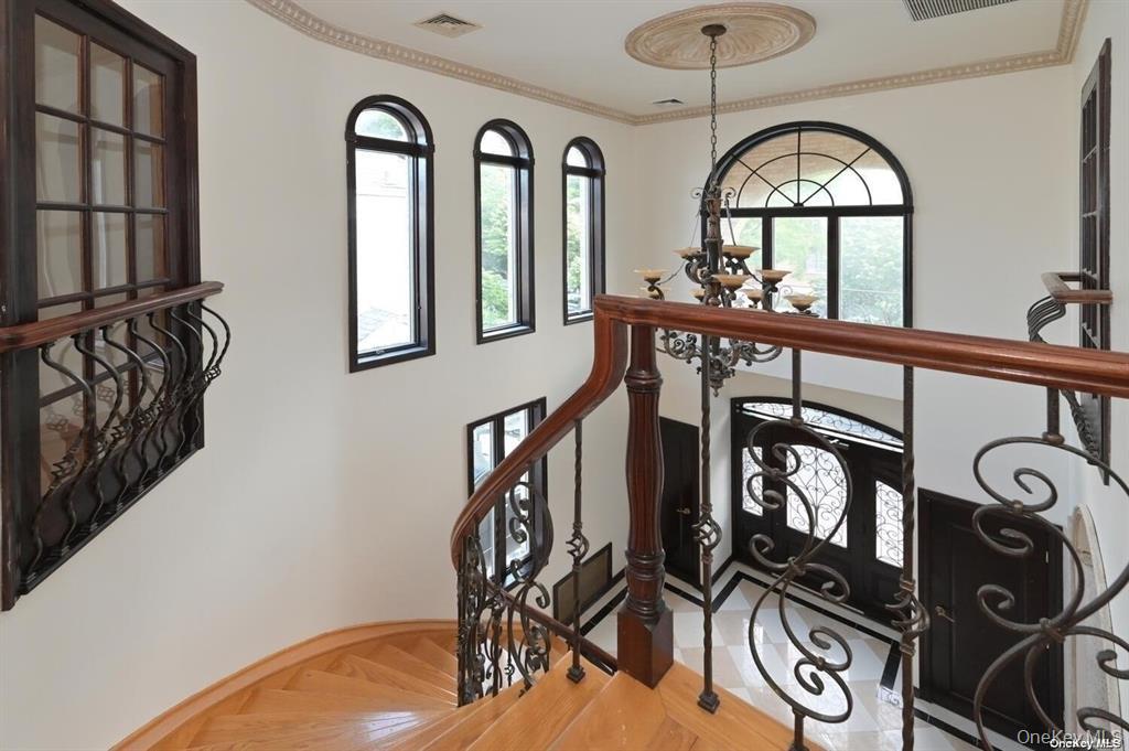 #13 photo, 10835 66th Road, Forest Hills , NY 11375