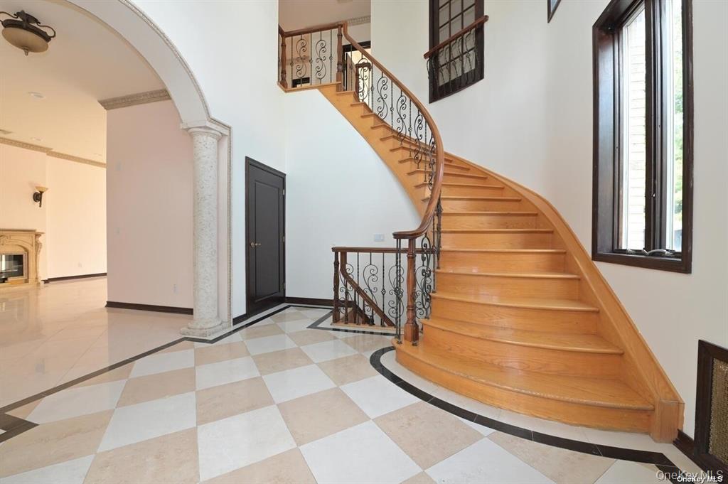 #4 photo, 10835 66th Road, Forest Hills , NY 11375