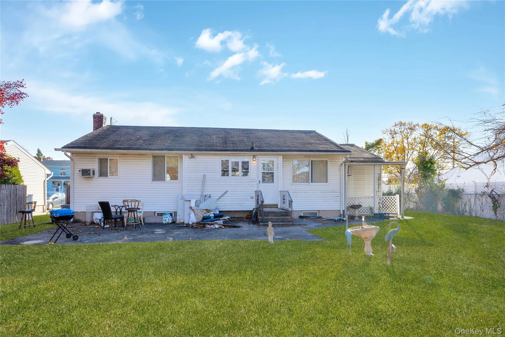 #18 photo, 15 2nd Avenue, Farmingdale , NY 11735