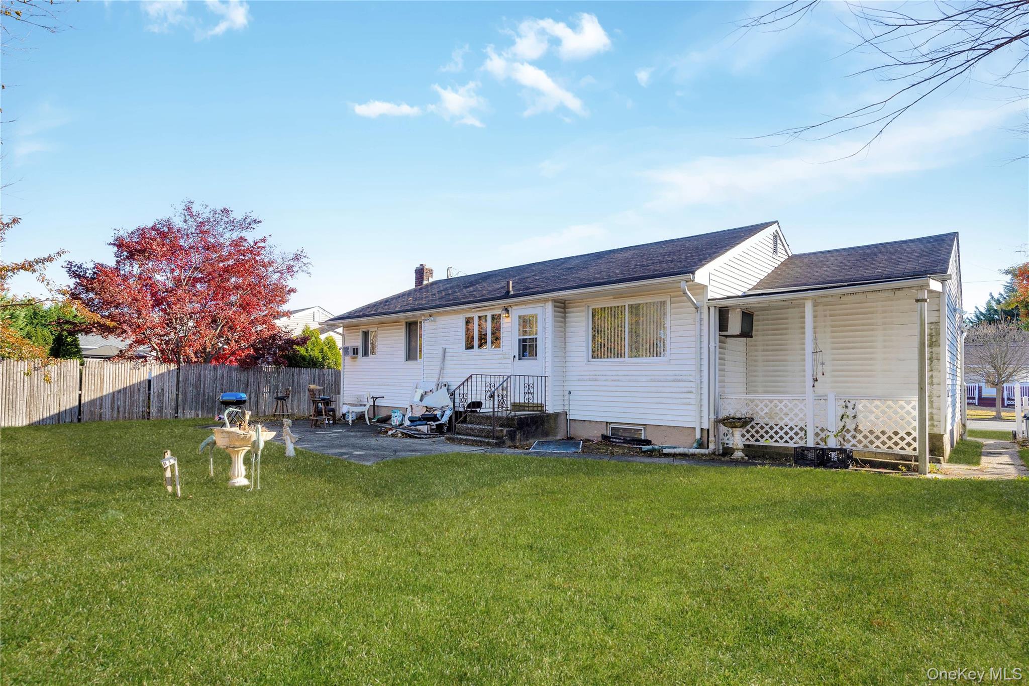 #20 photo, 15 2nd Avenue, Farmingdale , NY 11735