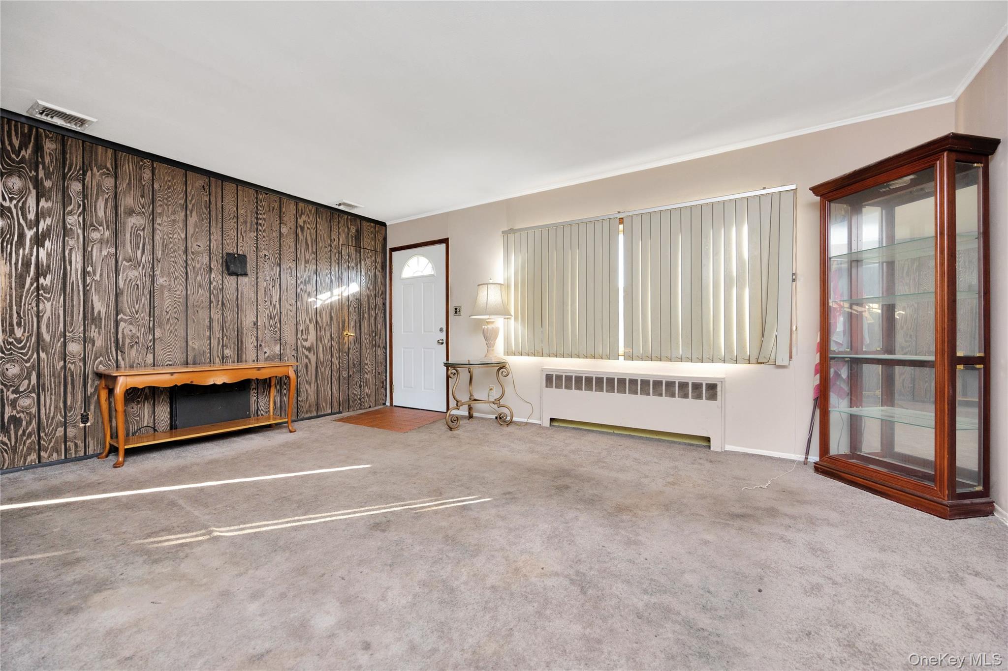 #5 photo, 15 2nd Avenue, Farmingdale , NY 11735