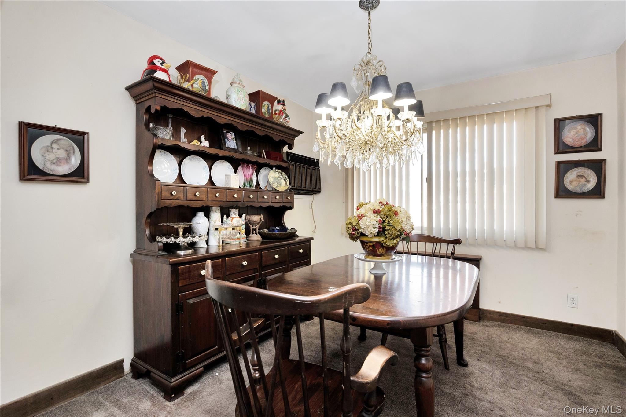 #9 photo, 15 2nd Avenue, Farmingdale , NY 11735