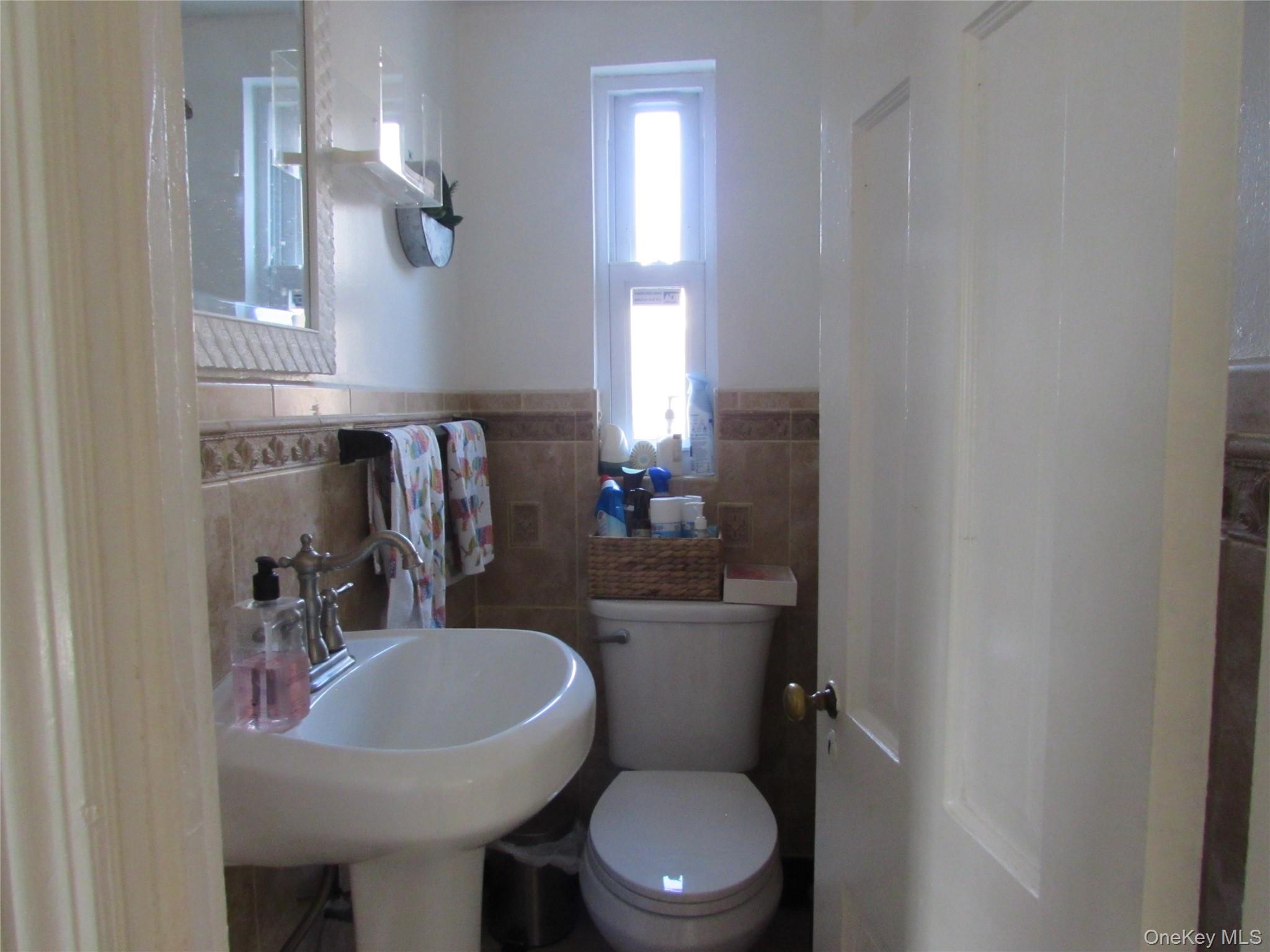 #14 photo, 51 Phoenix Street, Hempstead , NY 11550