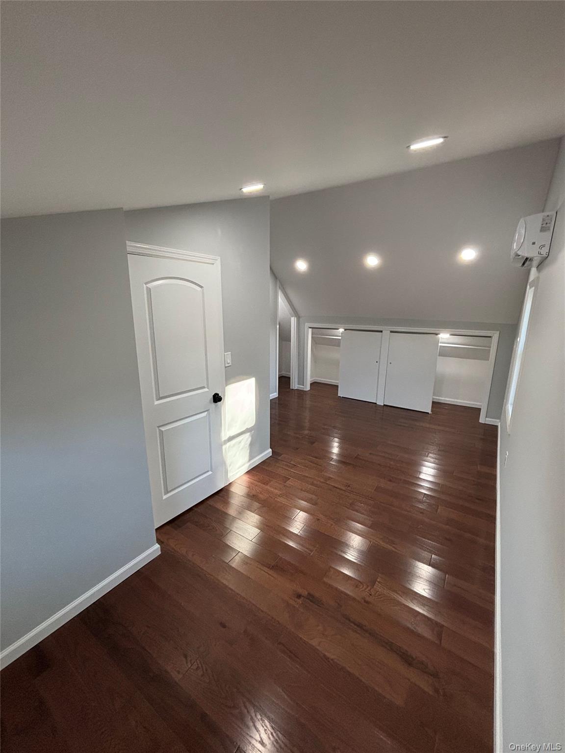 #19 photo, 33 Broadway Street, Shirley , NY 11967