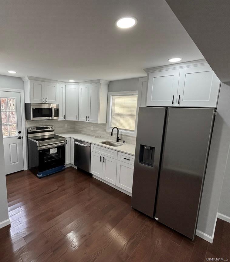 #5 photo, 33 Broadway Street, Shirley , NY 11967