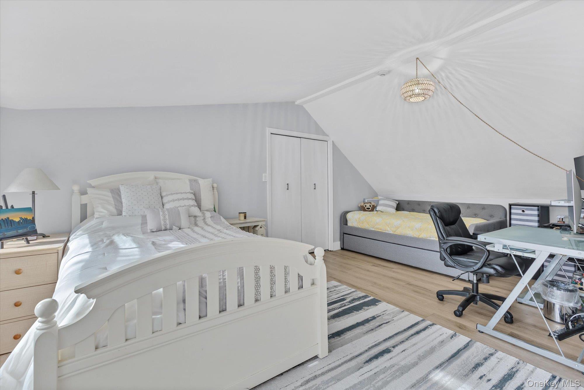 #15 photo, 16 Piermont Court, Melville , NY 11747