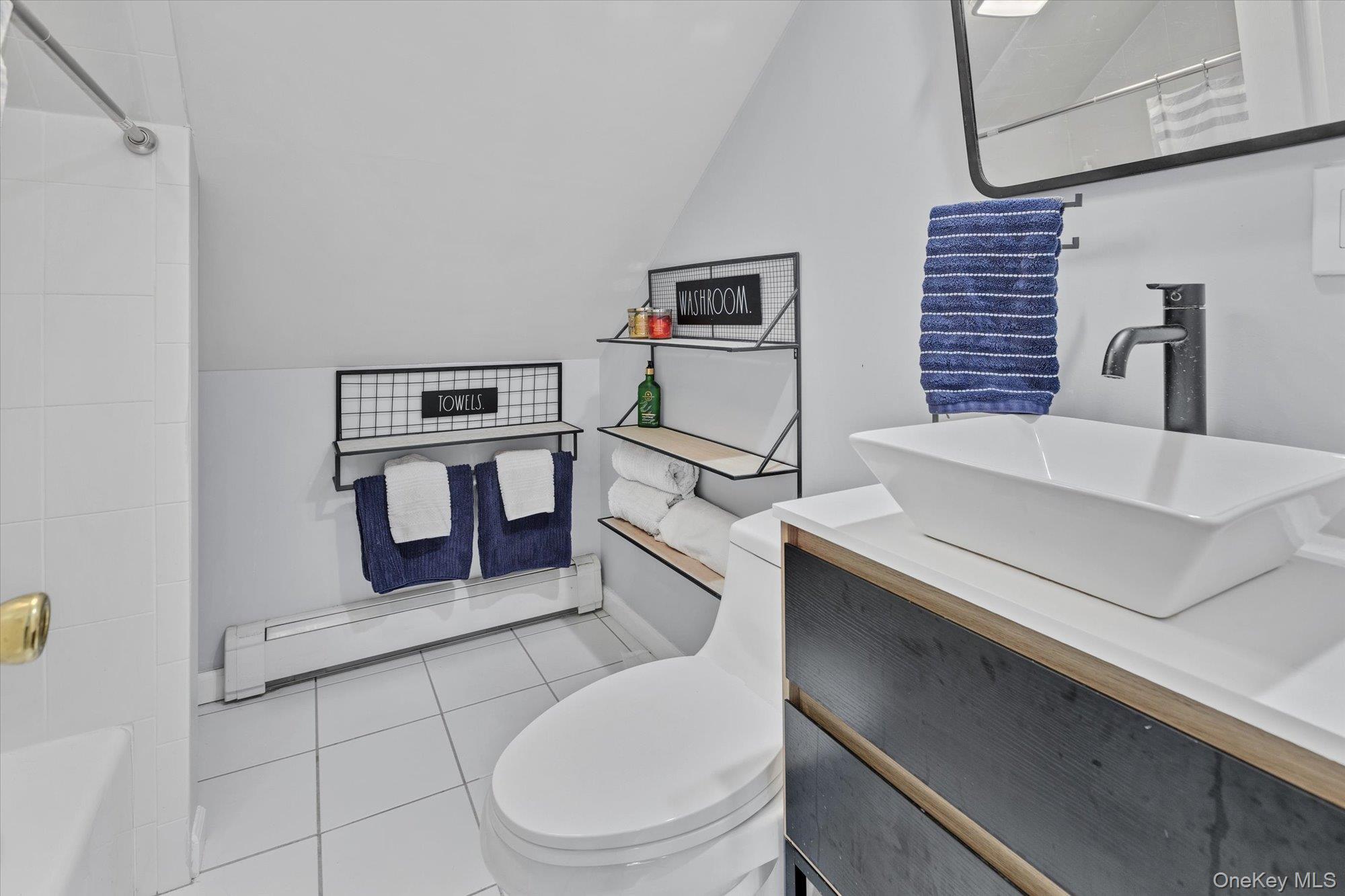 #17 photo, 16 Piermont Court, Melville , NY 11747