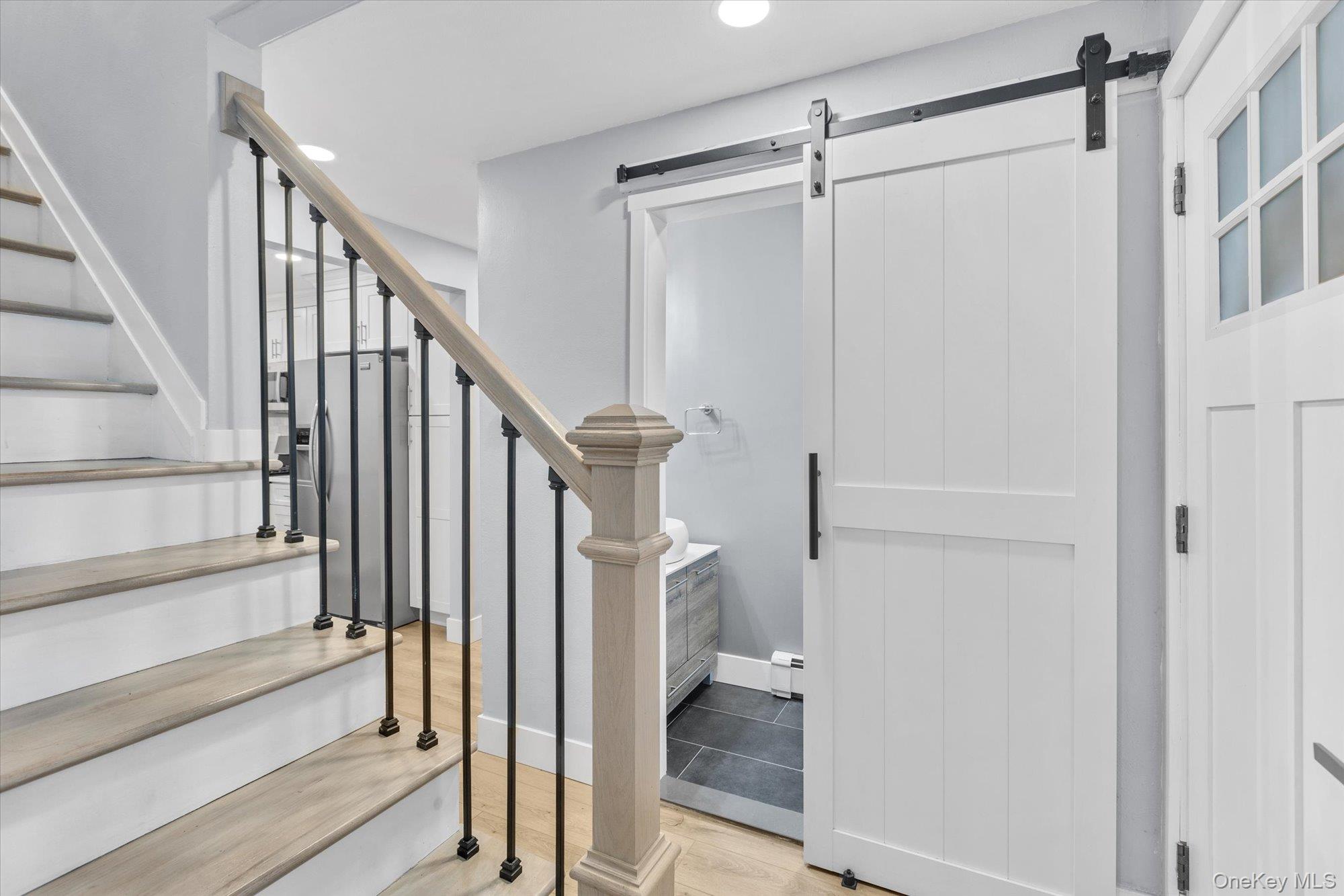 #2 photo, 16 Piermont Court, Melville , NY 11747